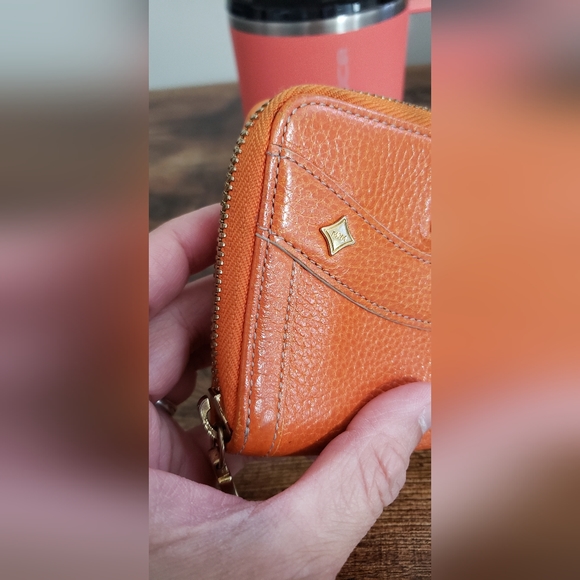 MCM Orange Short Wallet - Picture 5 of 14
